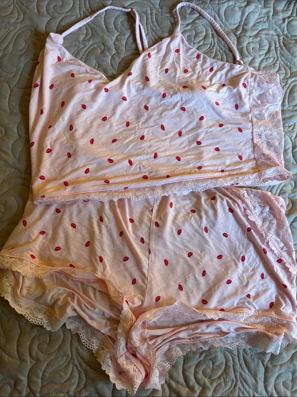 Victoria's Secret Pink Lip-Print Lace Trim Cami & Shorts Pajama Set